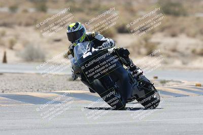 media/Oct-02-2025-Racers Edge (Thu) [[2c91cb6ab3]]/3-B Group/Session 3-Turn 16 (12pm)/